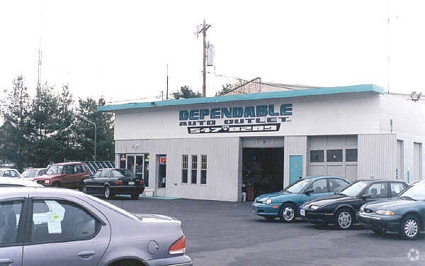 351 Lincoln Hwy, Fairless Hills, PA for Sale