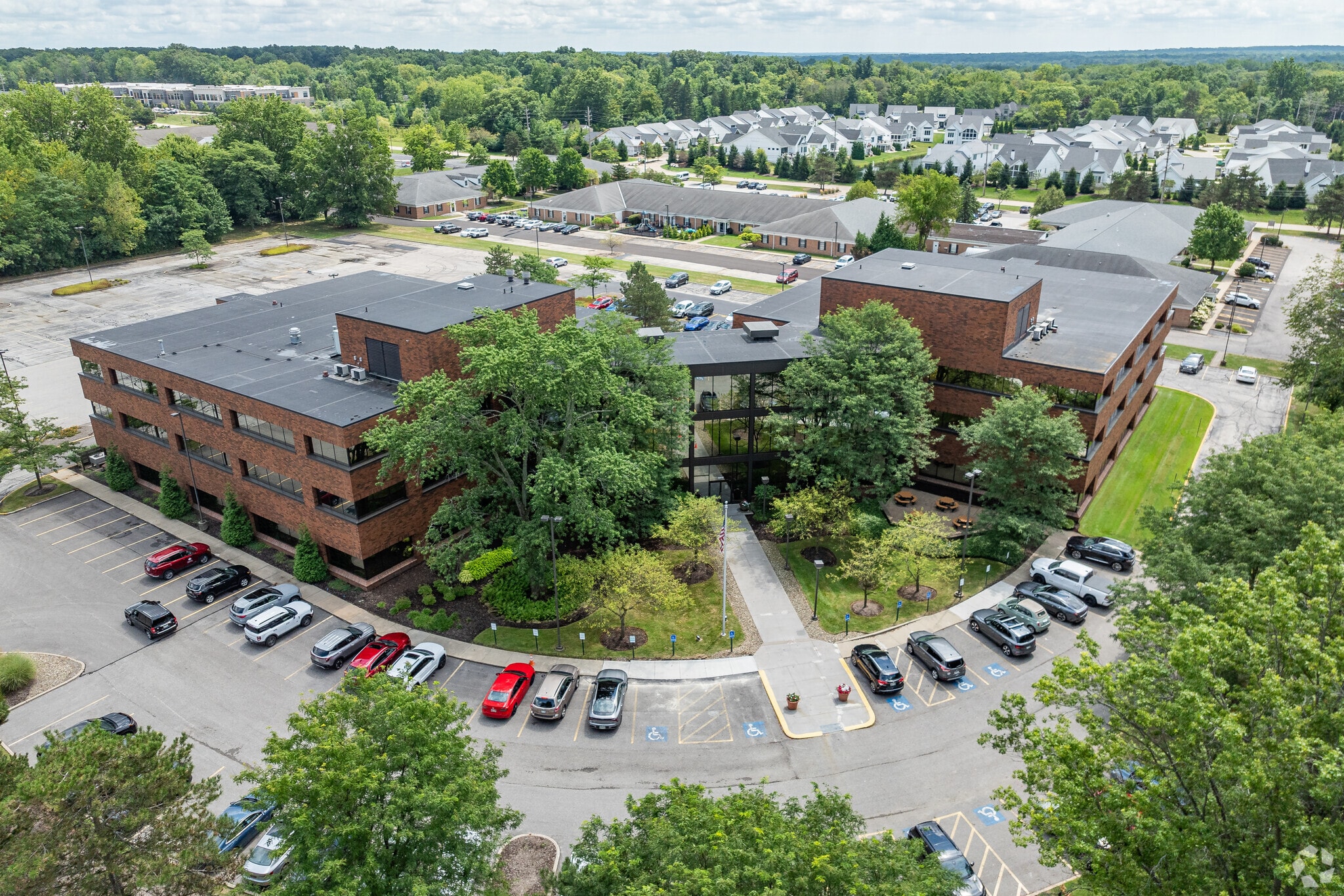 6000 Parkland Blvd, Mayfield Heights, OH for Rent
