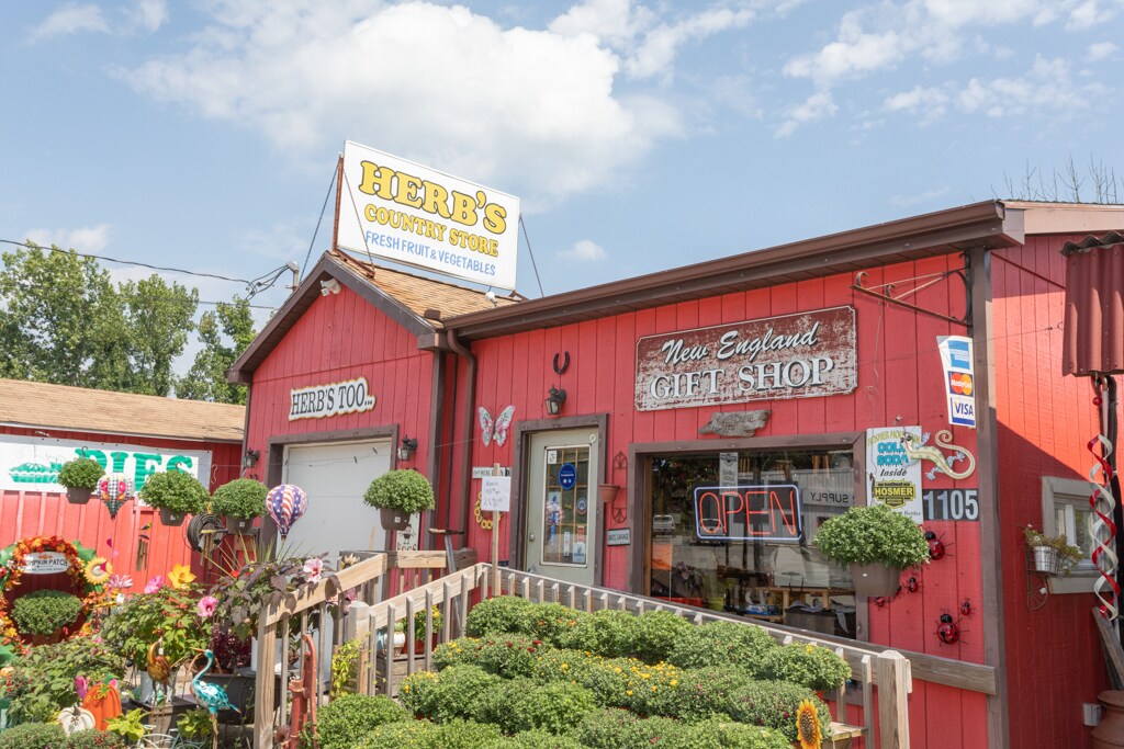 1105 Route 32, Uncasville, CT for Sale