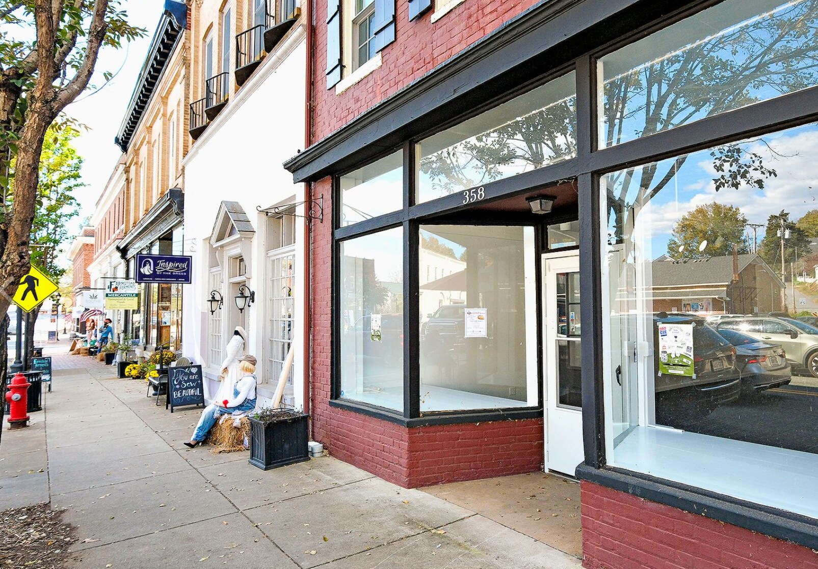 358 Valley St, Scottsville, VA for Rent