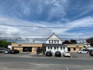 Lindenhurst, NY Retail - 184 S 1st St