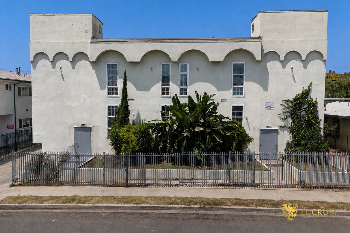 1683 S Longwood Ave, Los Angeles, CA for Sale