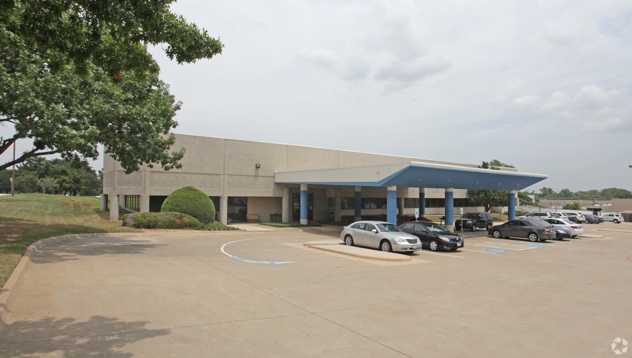 1405 Avenue T, Grand Prairie, TX for Rent