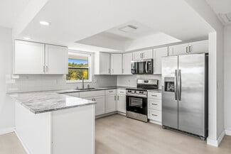 Fort Pierce, FL Apartments - 741 Hernando St