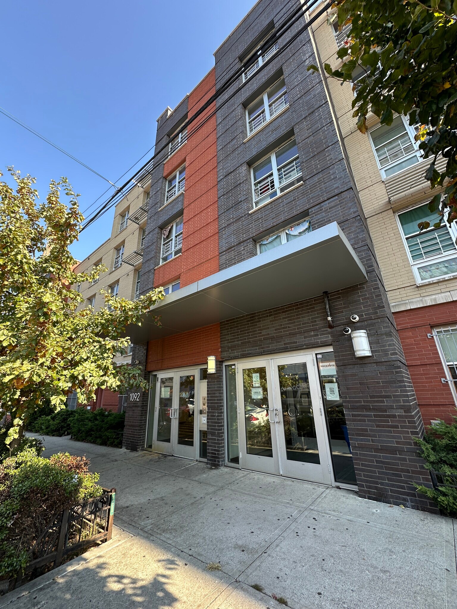 1092 Close Ave, Bronx, NY for Rent