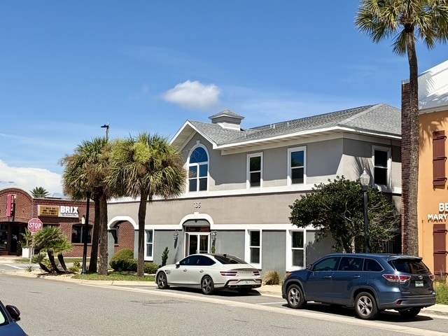 135 2nd Ave N, Jacksonville Beach, FL for Rent