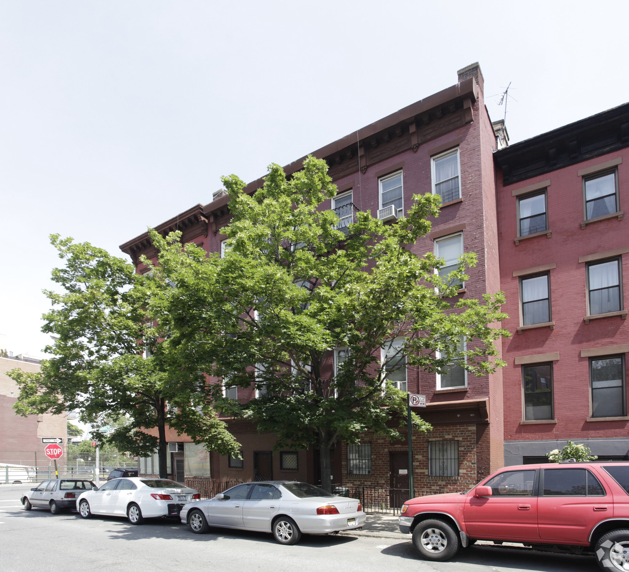 67 Woodhull St, Brooklyn, NY for Rent
