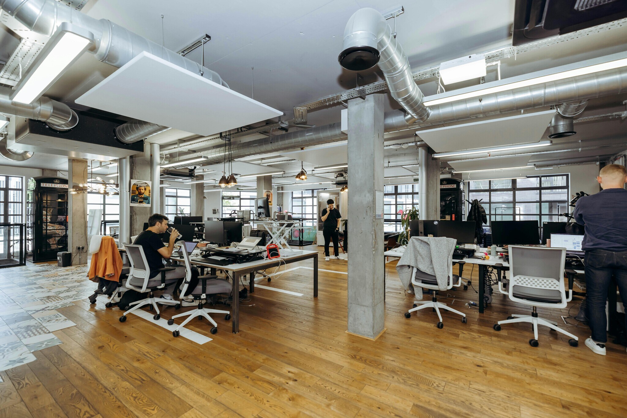 35-41 Westland Pl, London, LND for Rent