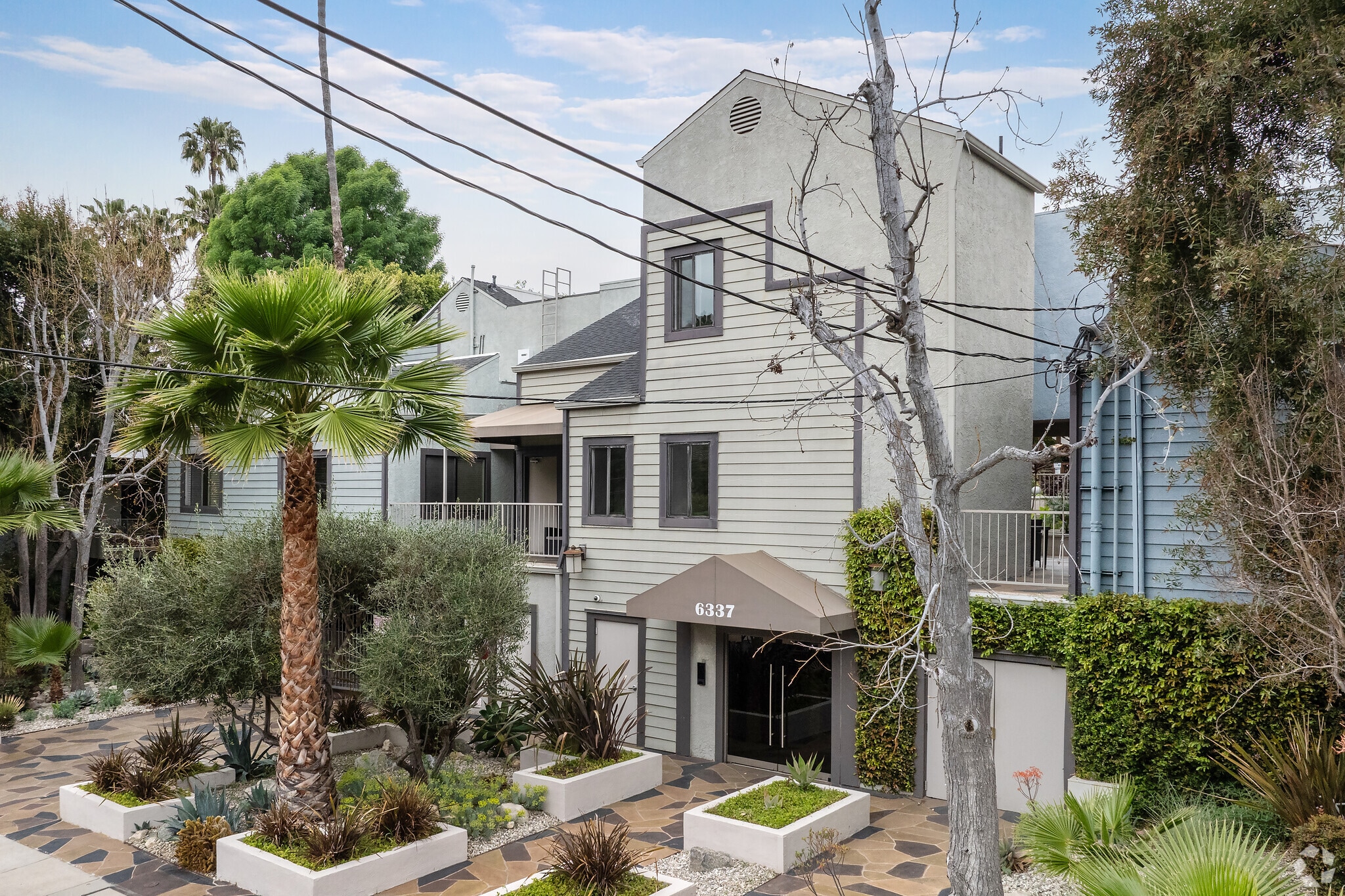 6337 Primrose Ave, Los Angeles, CA for Sale