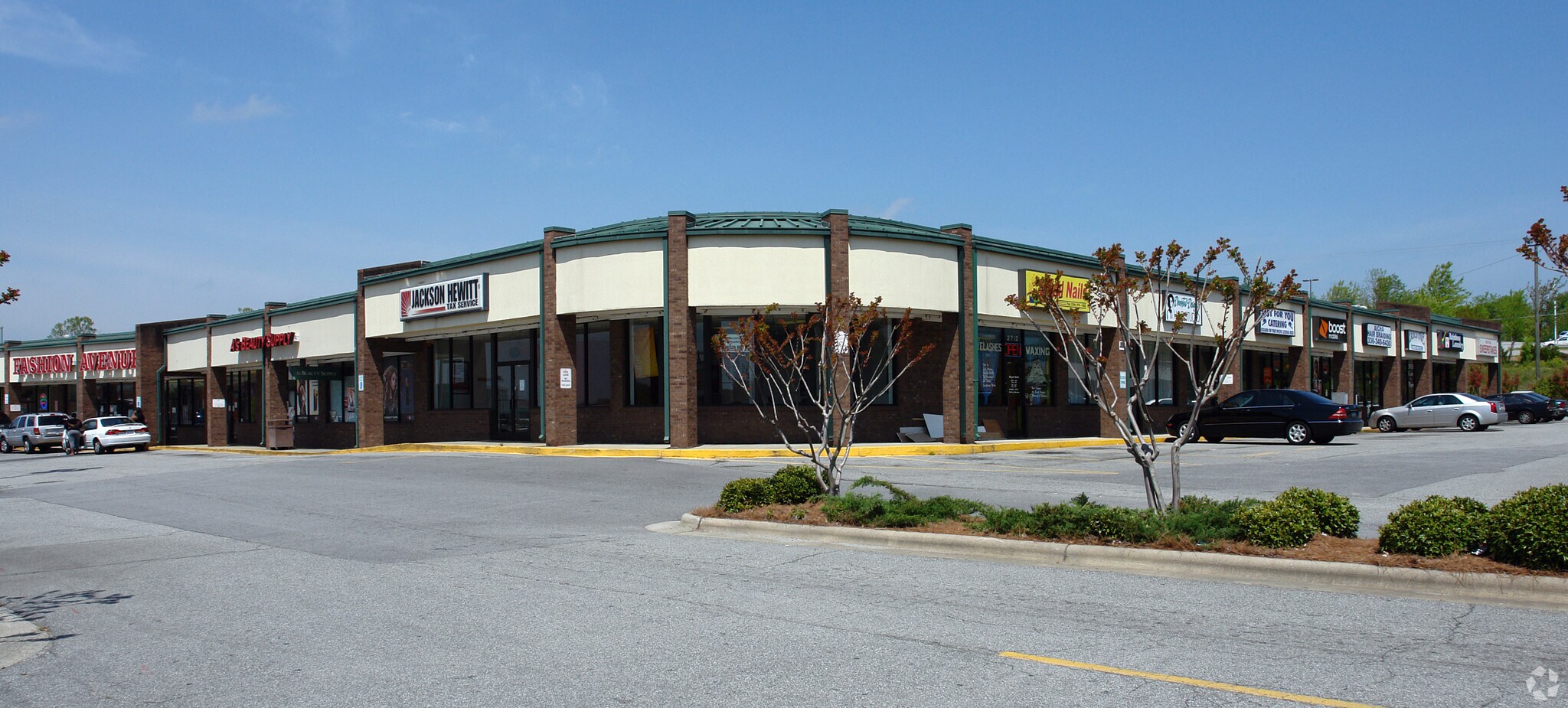 108-124 W Meadowview Rd, Greensboro, NC for Rent