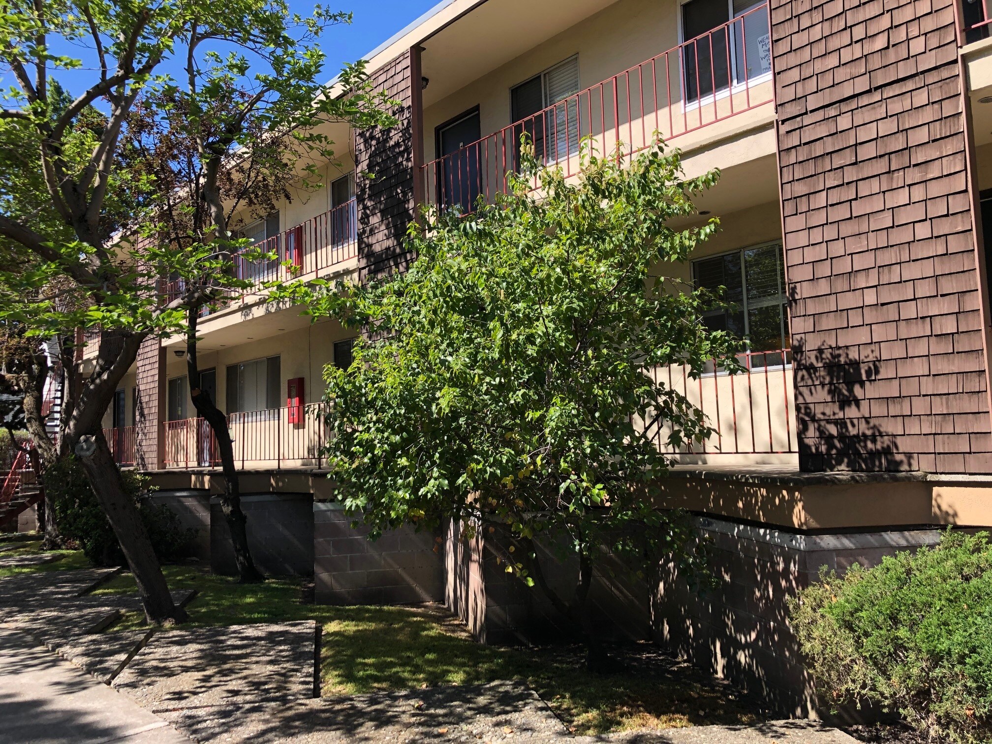 2180 Ashby Ave, Berkeley, CA for Sale