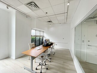 325 Desplaines  
