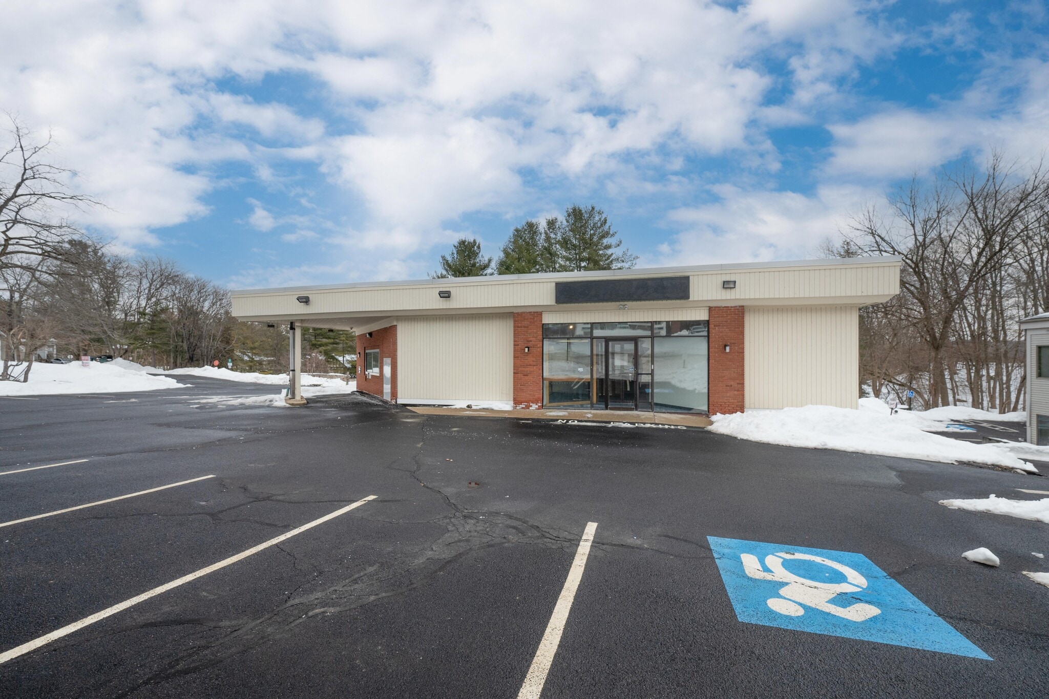 243-247 Federal Rd, Brookfield, CT for Rent