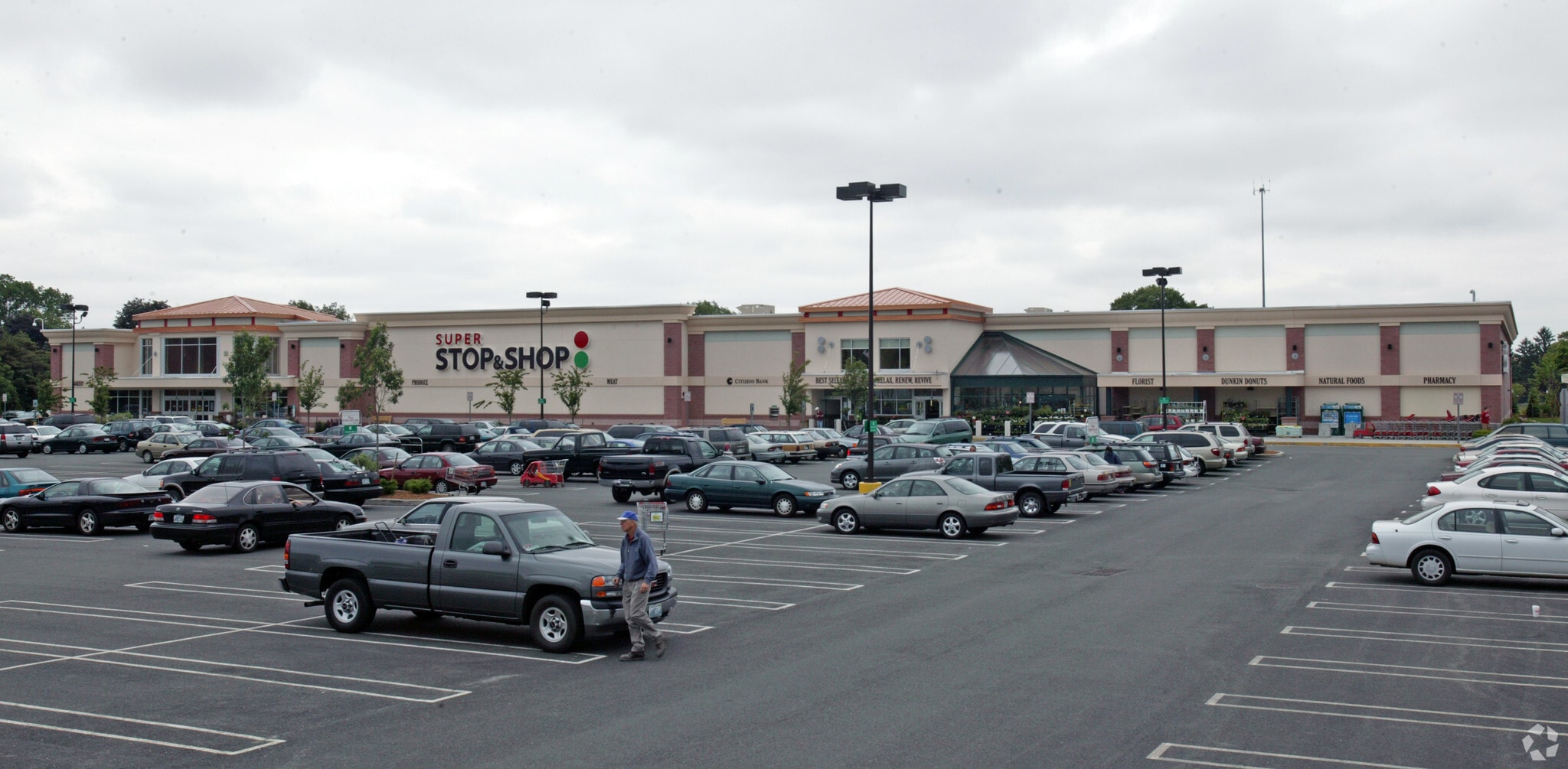 2430-2510 Warwick Ave, Warwick, RI for Rent