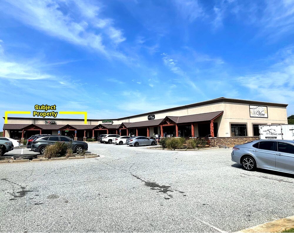 1281 S Houston Lake Rd, Warner Robins, GA for Rent