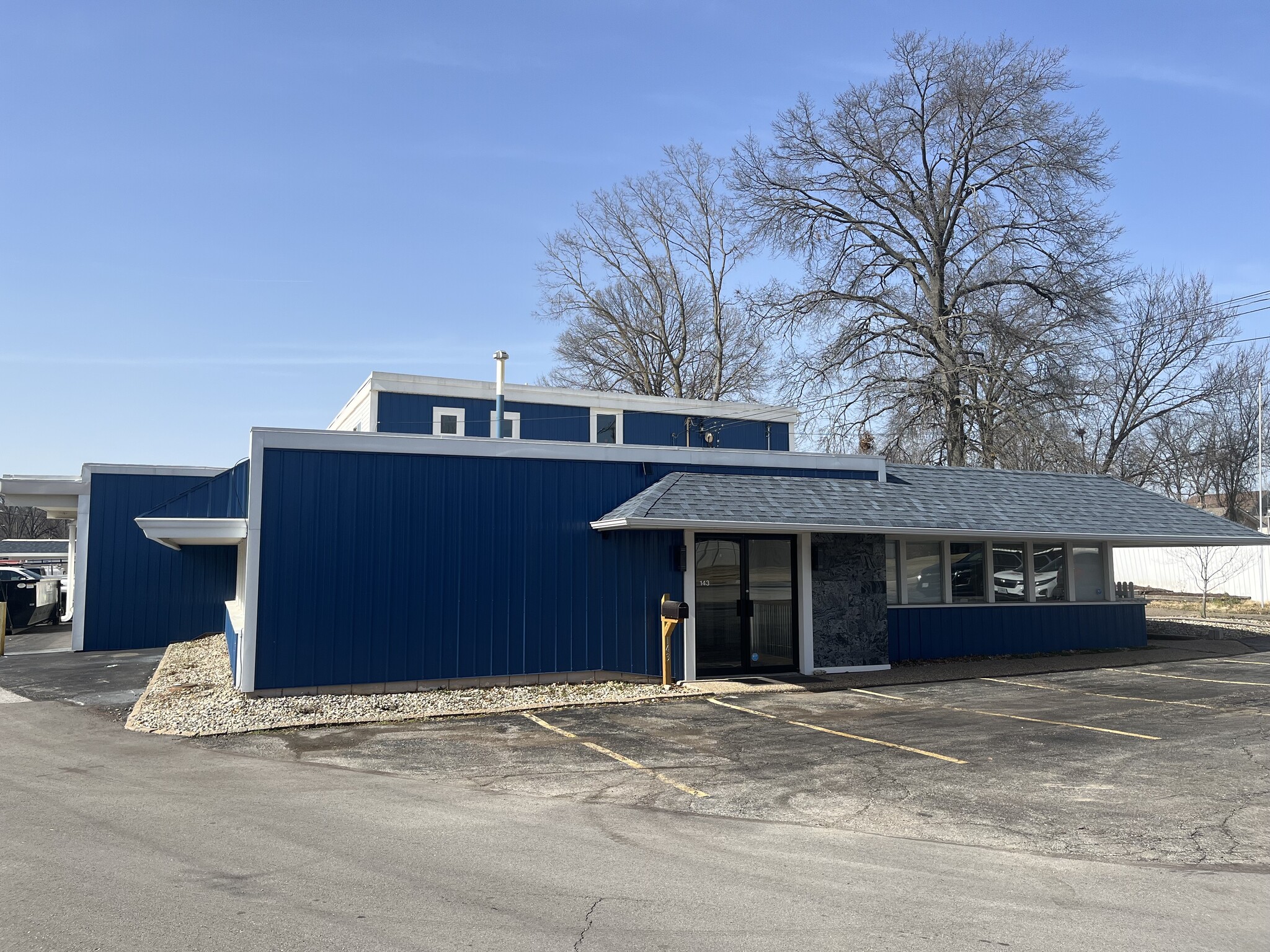 143-147 Grand Ave, Kirkwood, MO for Sale