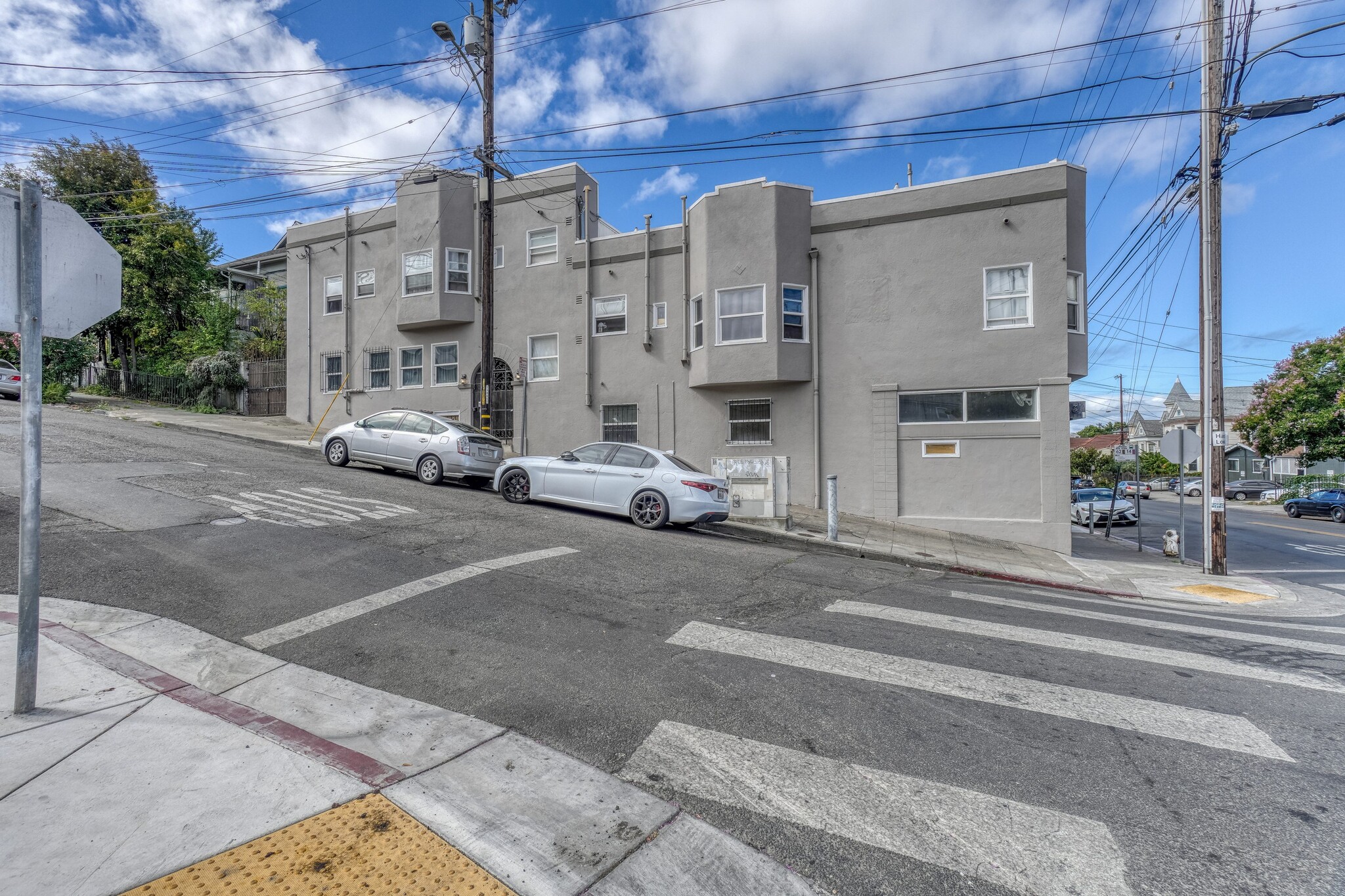 2246 23rd Ave, Oakland, CA for Sale