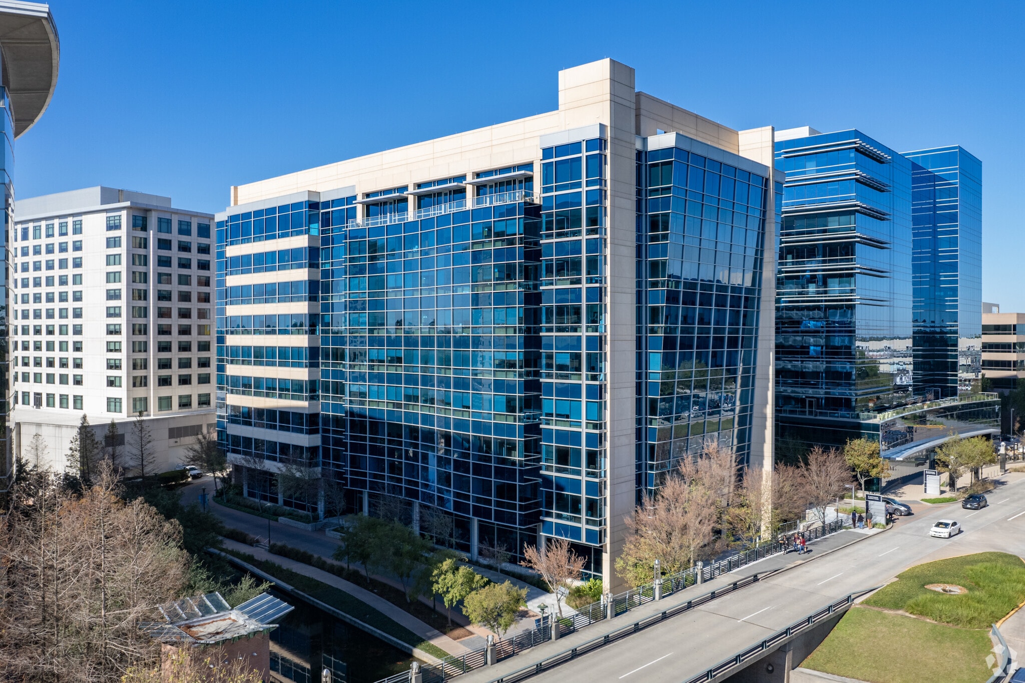 4 Waterway Square Pl, The Woodlands, TX for Rent