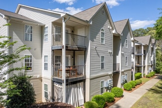 Hope Mills, NC Apartments - 4029 Professional Dr