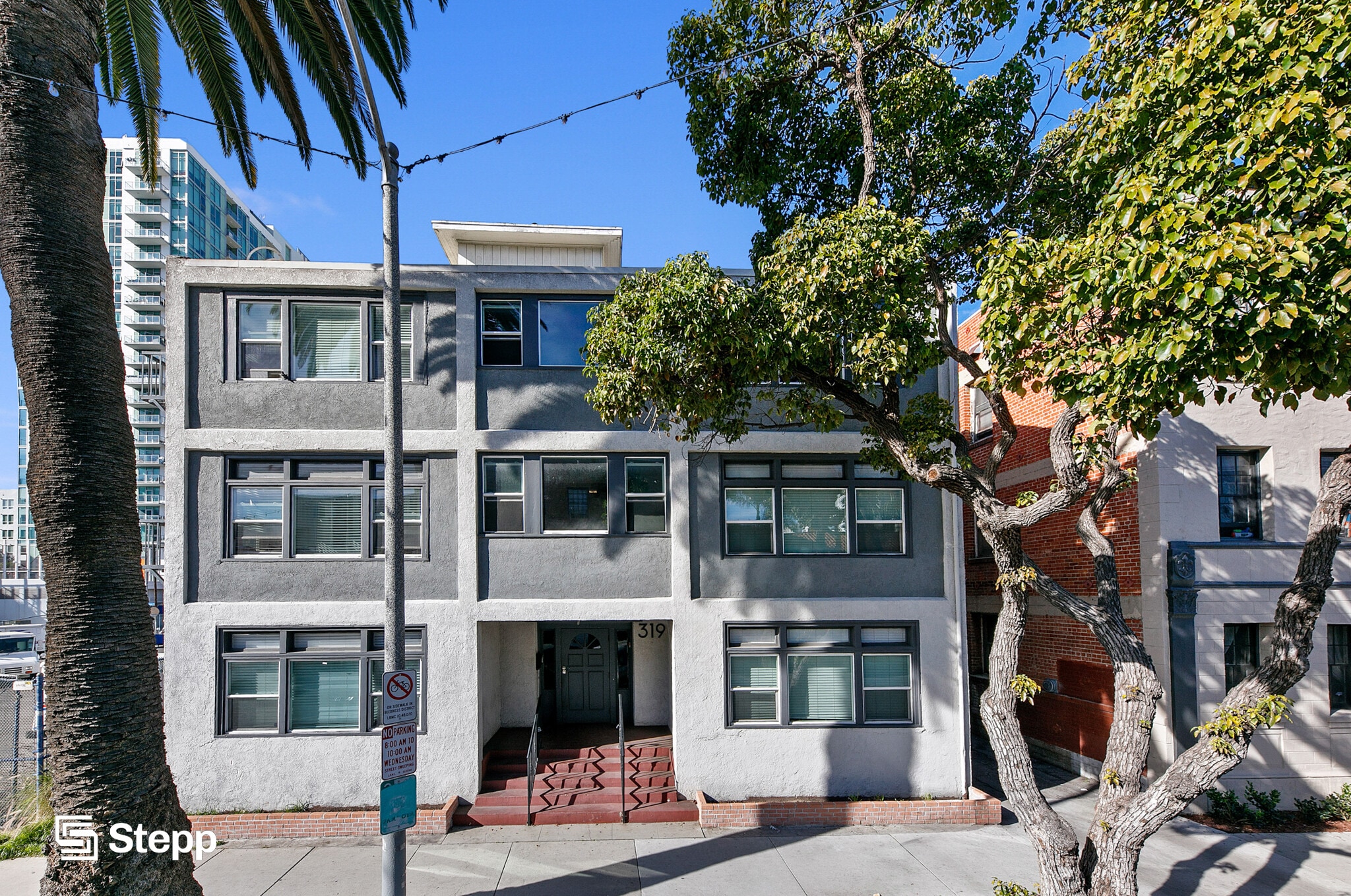 319 Elm Ave, Long Beach, CA for Sale