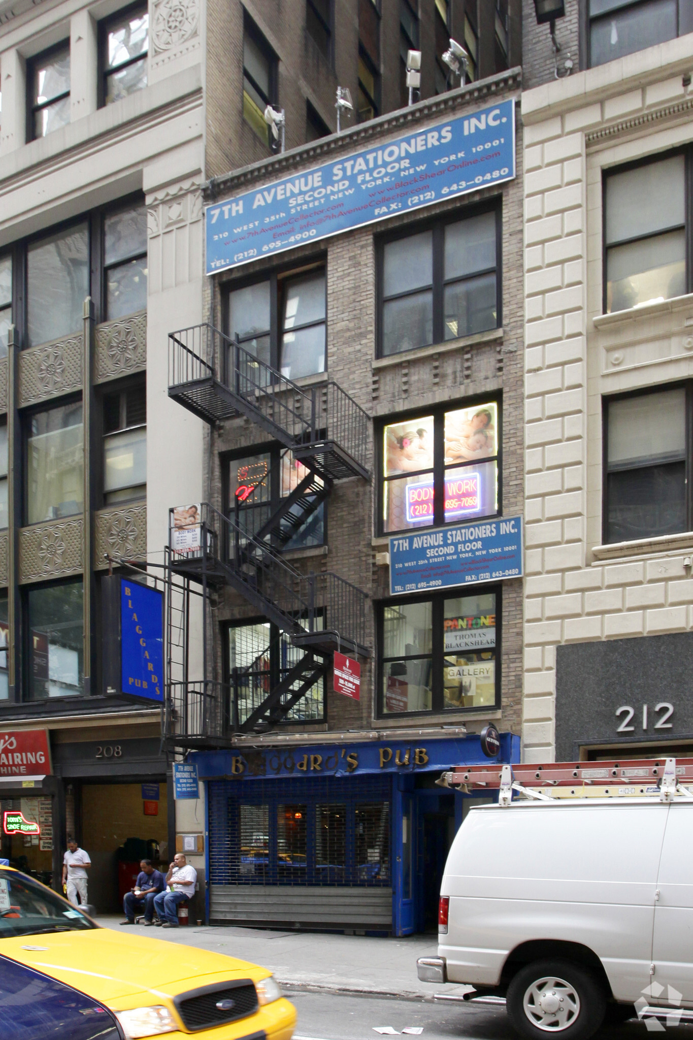 210 W 35th St, New York, NY for Rent