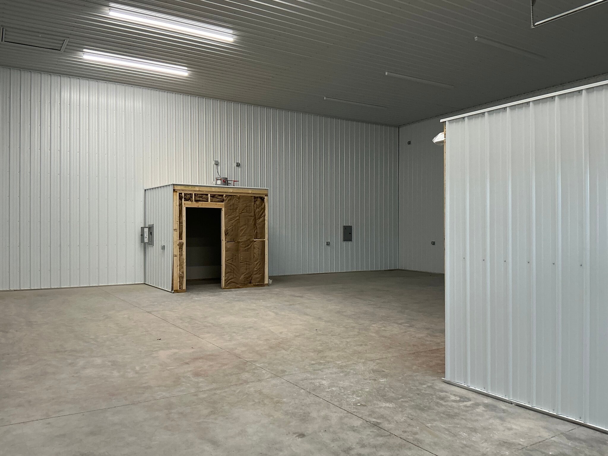 2160 Alvin Rd, Grand Island, NY for Rent