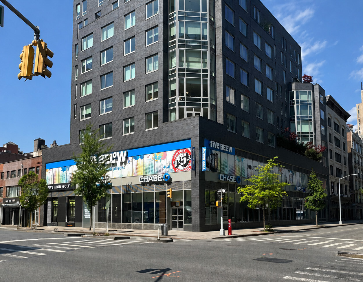 611 6th Ave, New York, NY for Rent