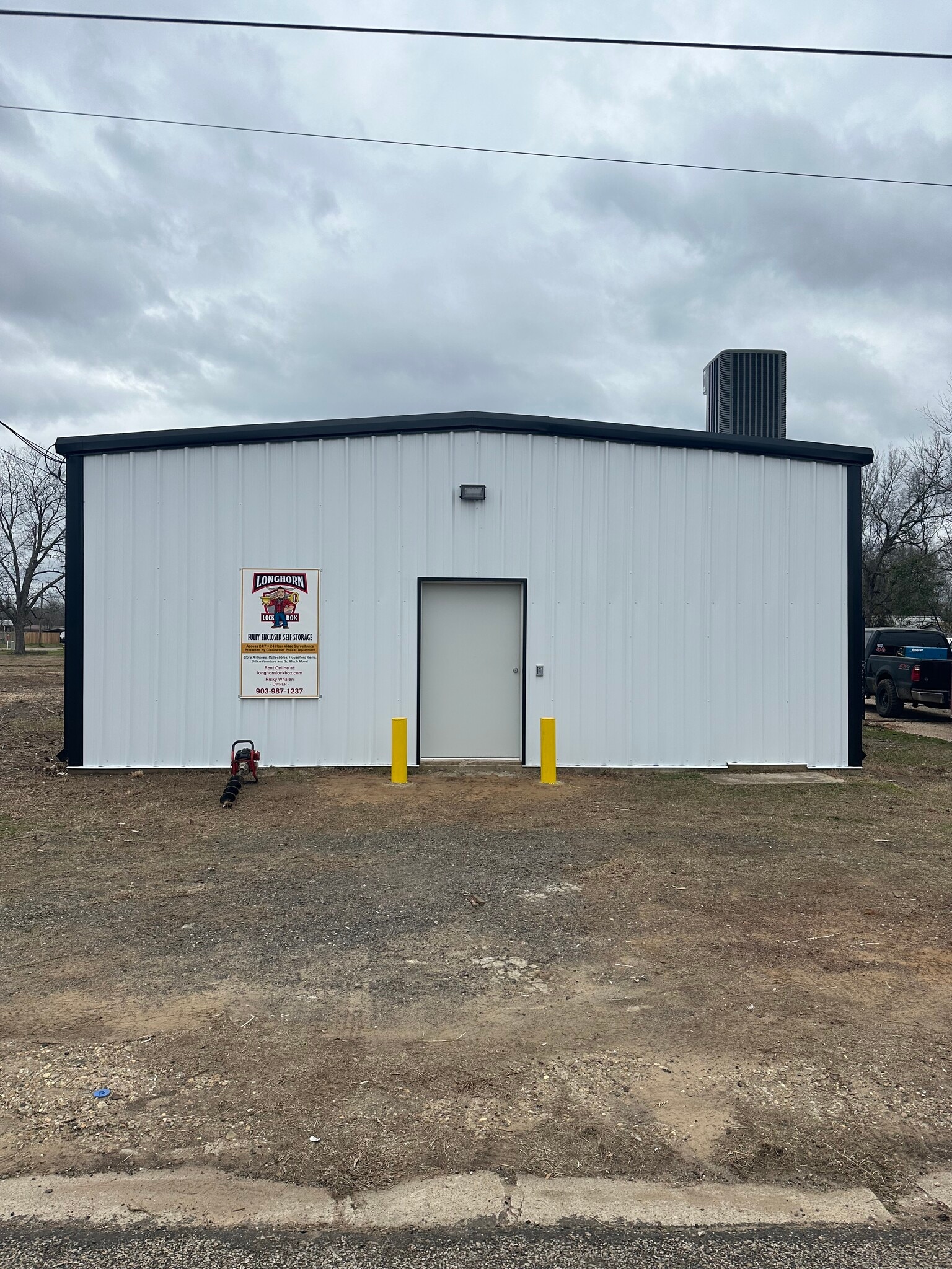 303 S Main St, Gladewater, TX for Sale