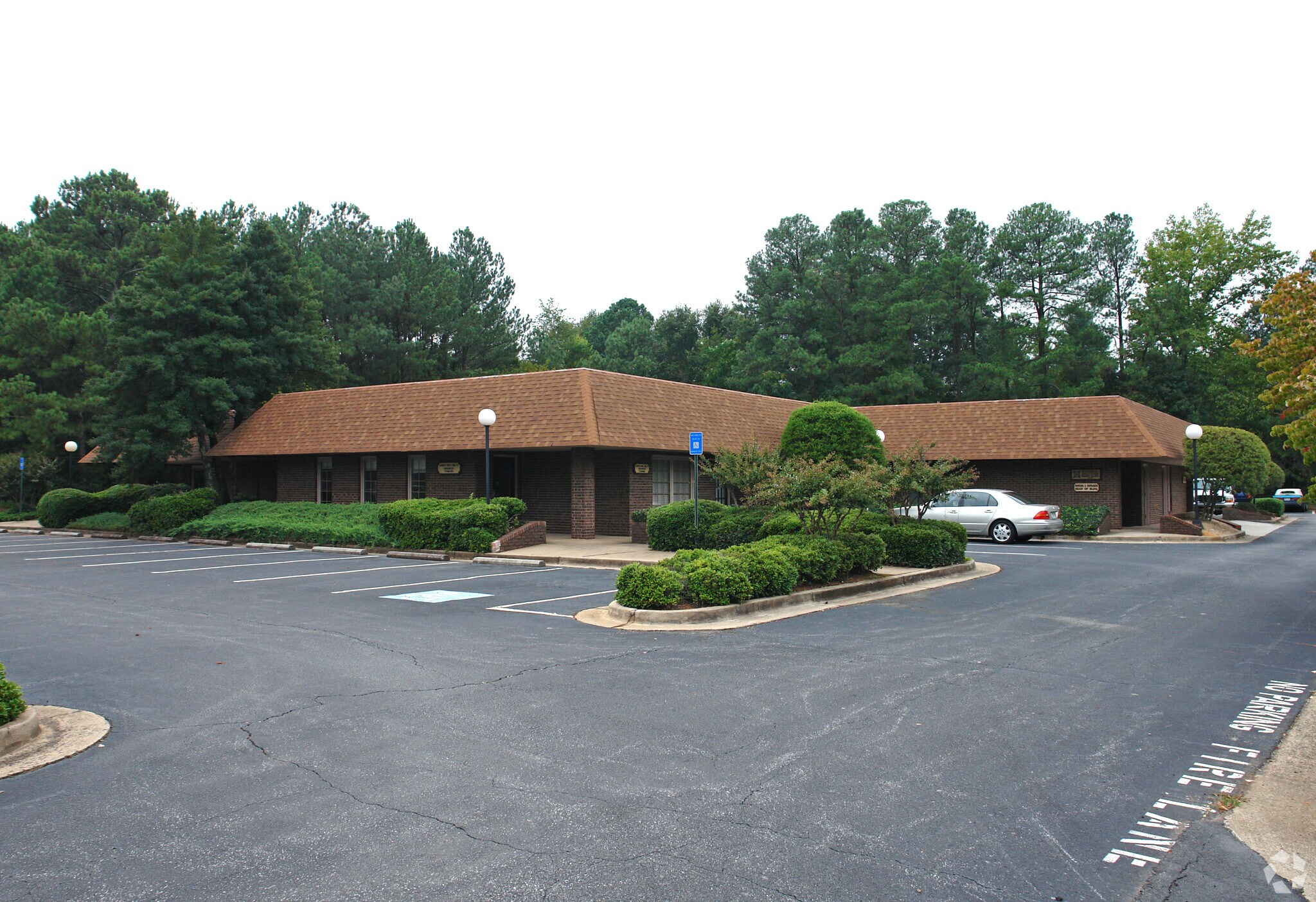 1150 Grimes Bridge Rd Roswell, GA 30075 Office Property for Lease on
