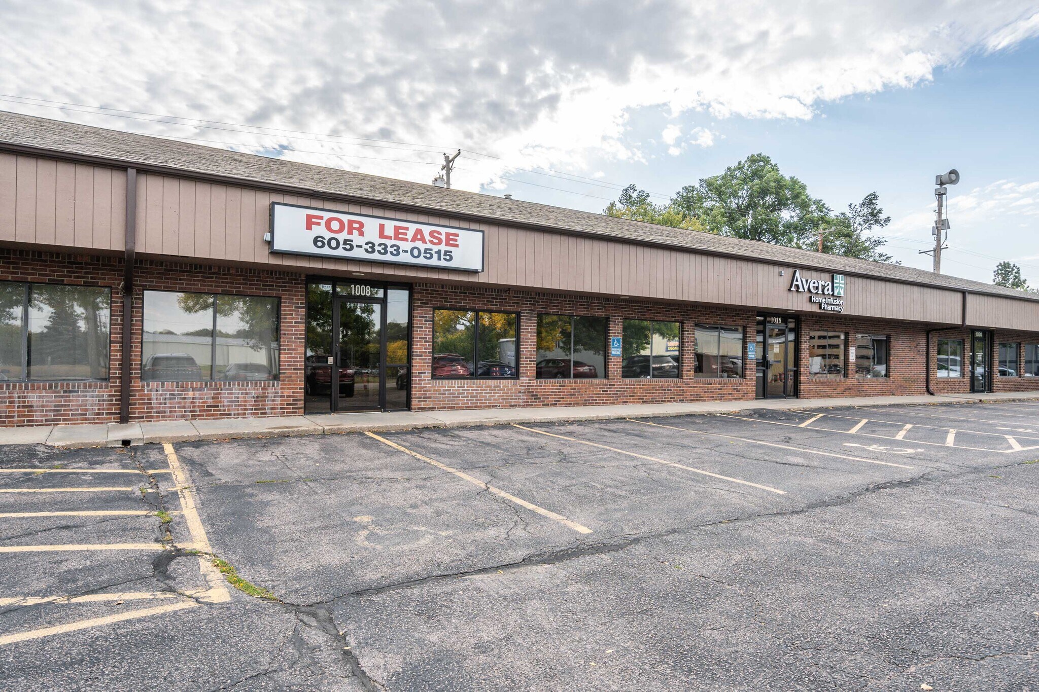 10041008 S Cliff Ave Sioux Falls, SD 57104 Office Property for Sale