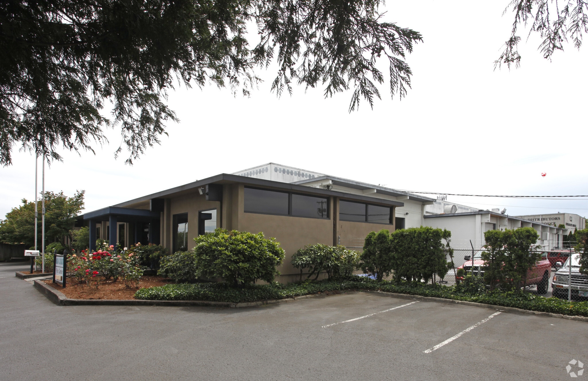 14625-14640 SE 82nd Dr, Clackamas, OR for Rent