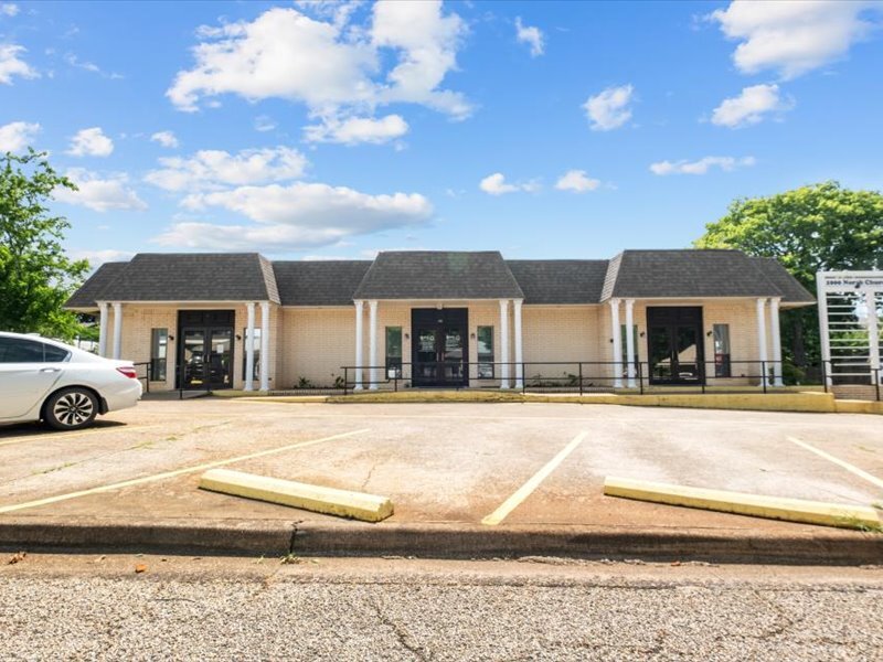 1000 N Church St, Palestine, TX for Sale