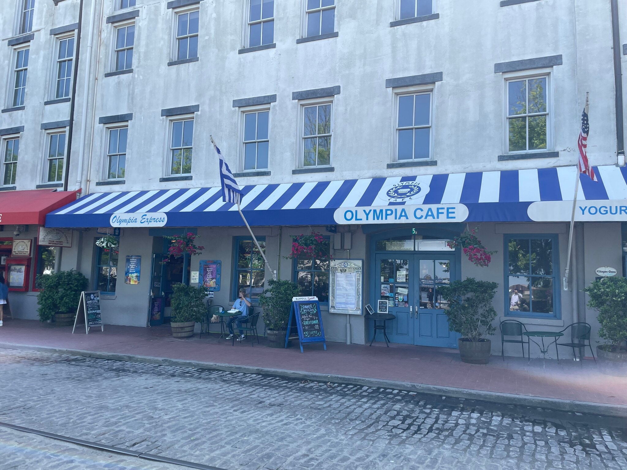 5 E River St, Savannah, GA for Rent