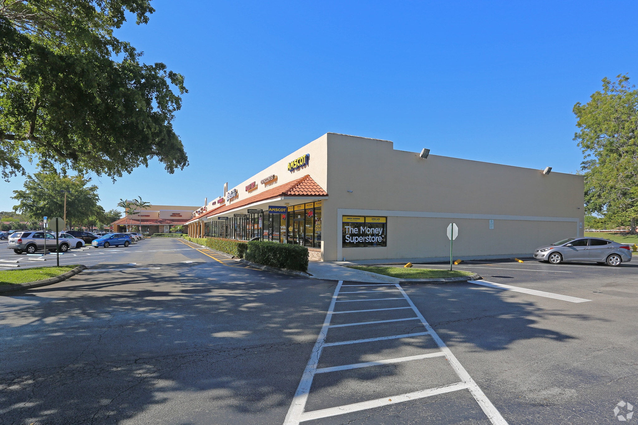 8129-8375 NW 88th Ave, Tamarac, FL for Rent