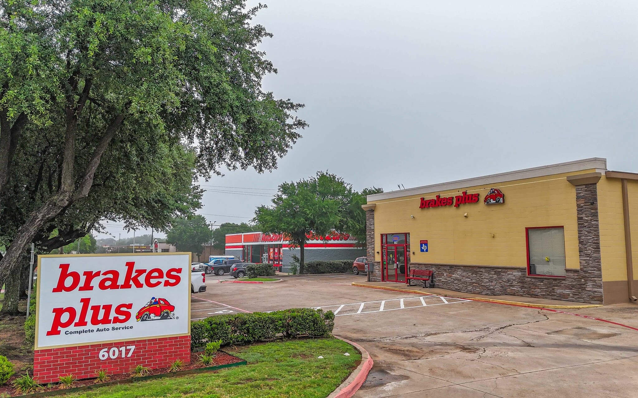6017 S Cooper St, Arlington, TX for Sale