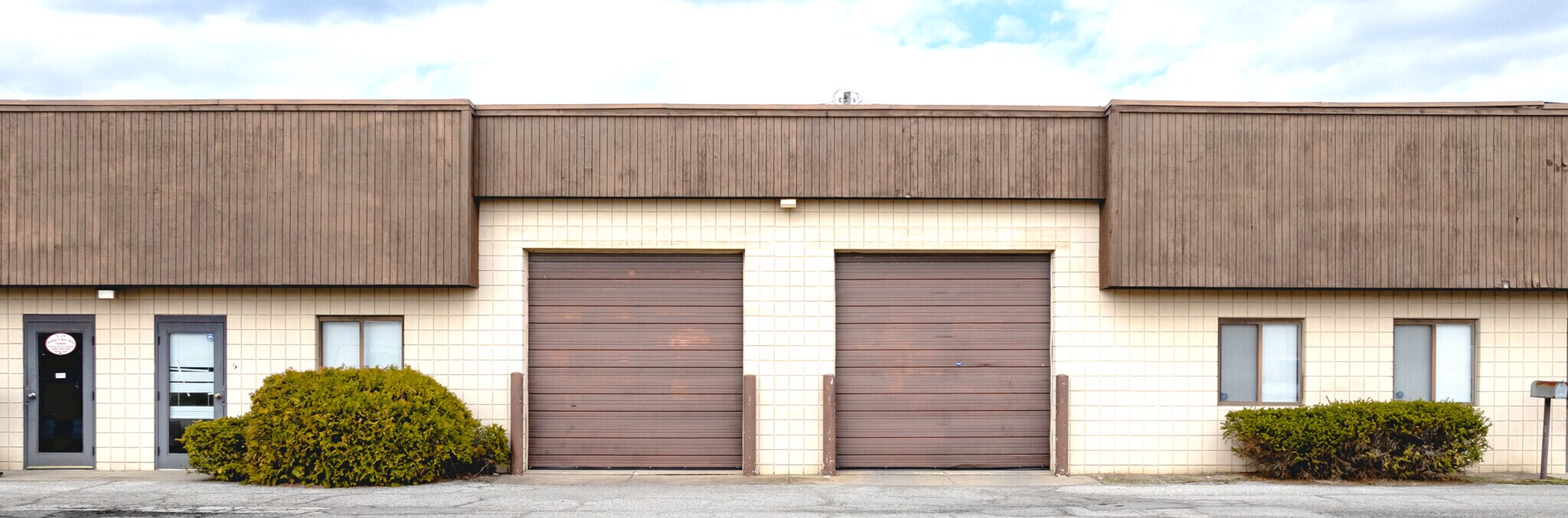 5222-5232 Tractor Rd, Toledo, OH for Rent