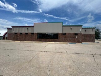 La Plata, MO Office/Retail - 109 E Clark St