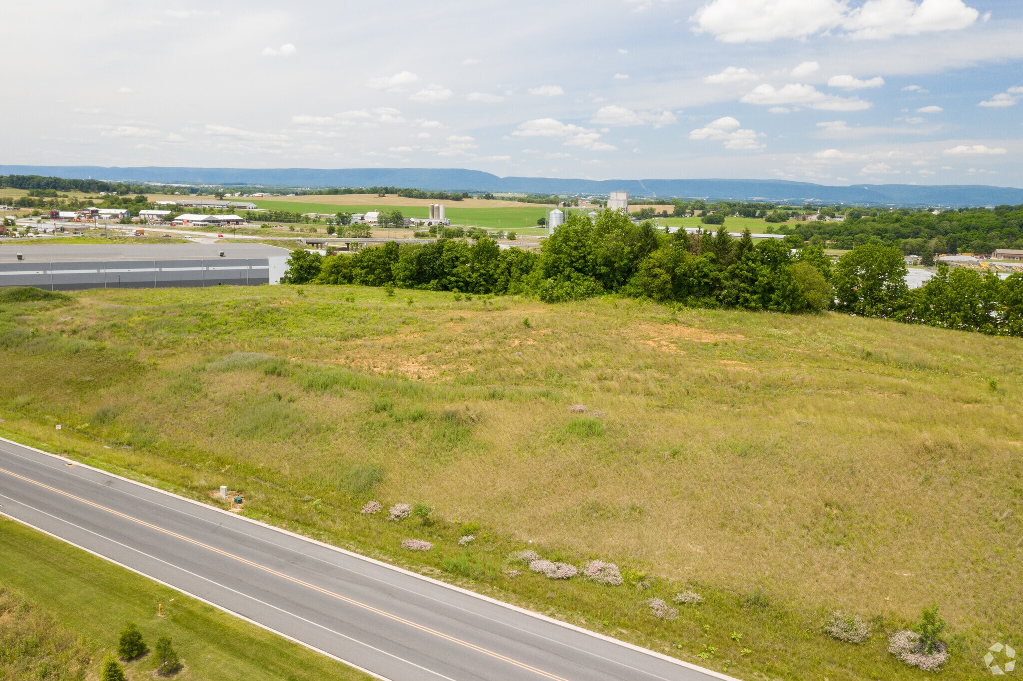 United Dr, Shippensburg, PA for Rent