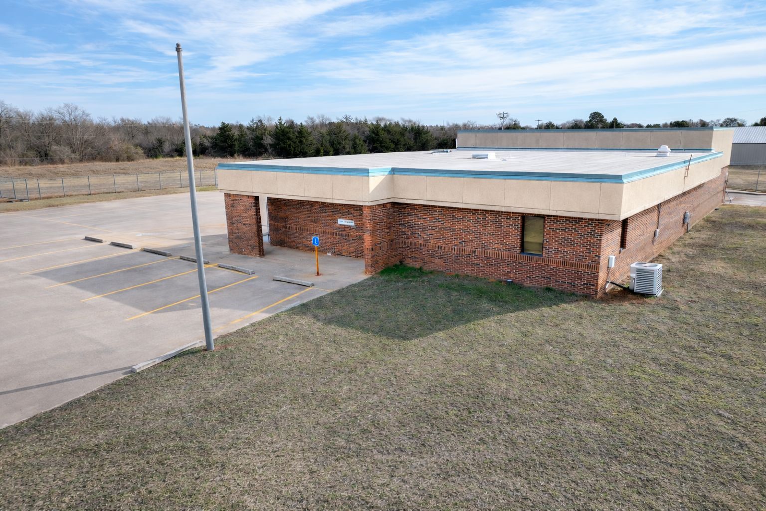1701 E 1st St, Chandler, OK for Rent