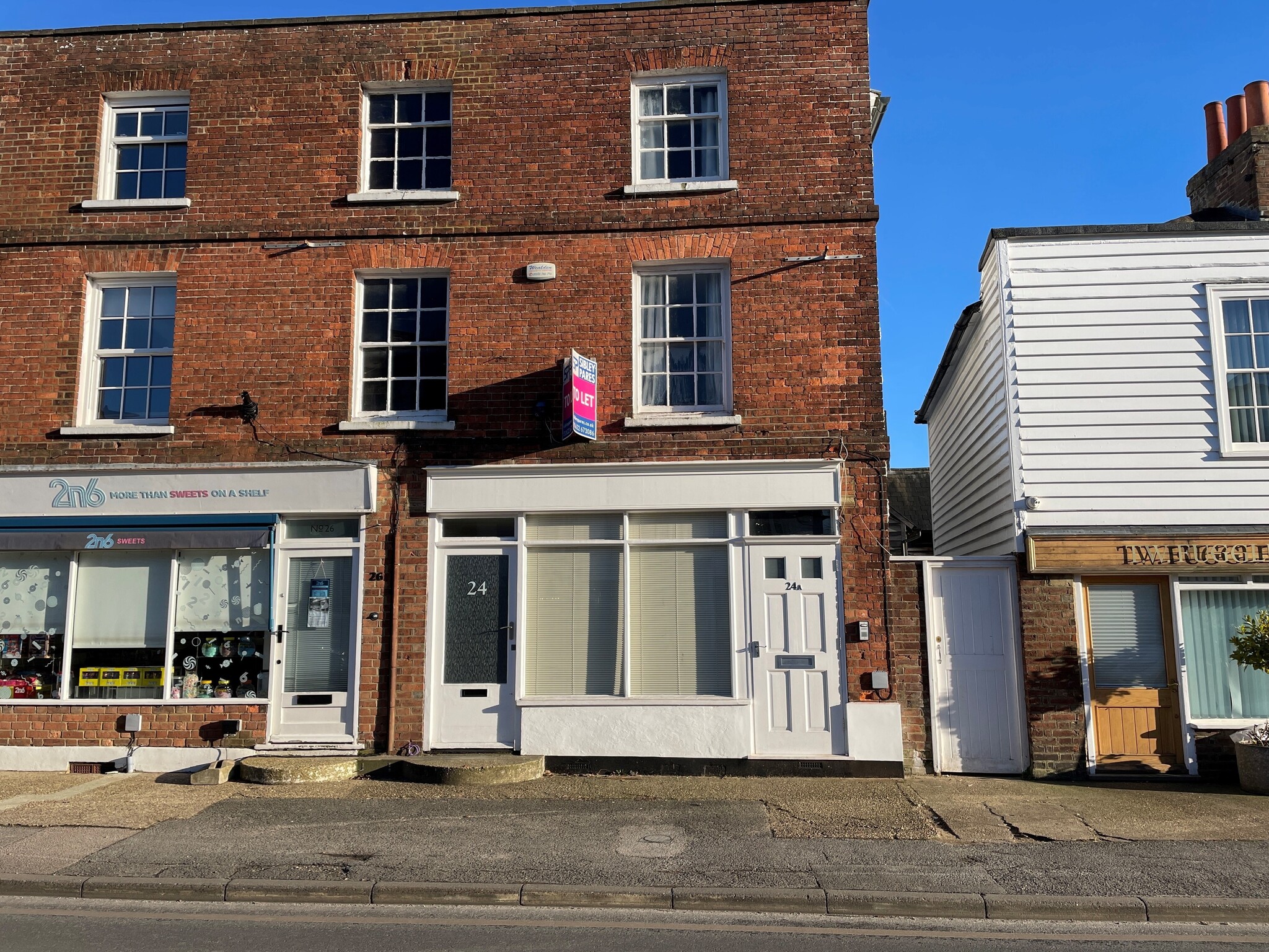 24 Ashford Rd, Tenterden, KEN for Rent