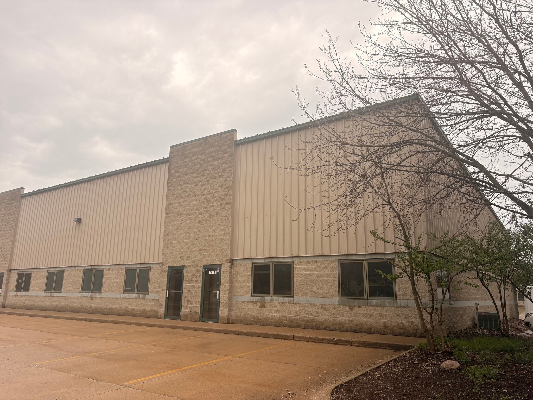 37140-37190 Sugar Ridge Rd, North Ridgeville, OH for Rent