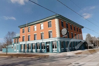 Maumee, OH Storefront Retail/Office - 301 River Rd