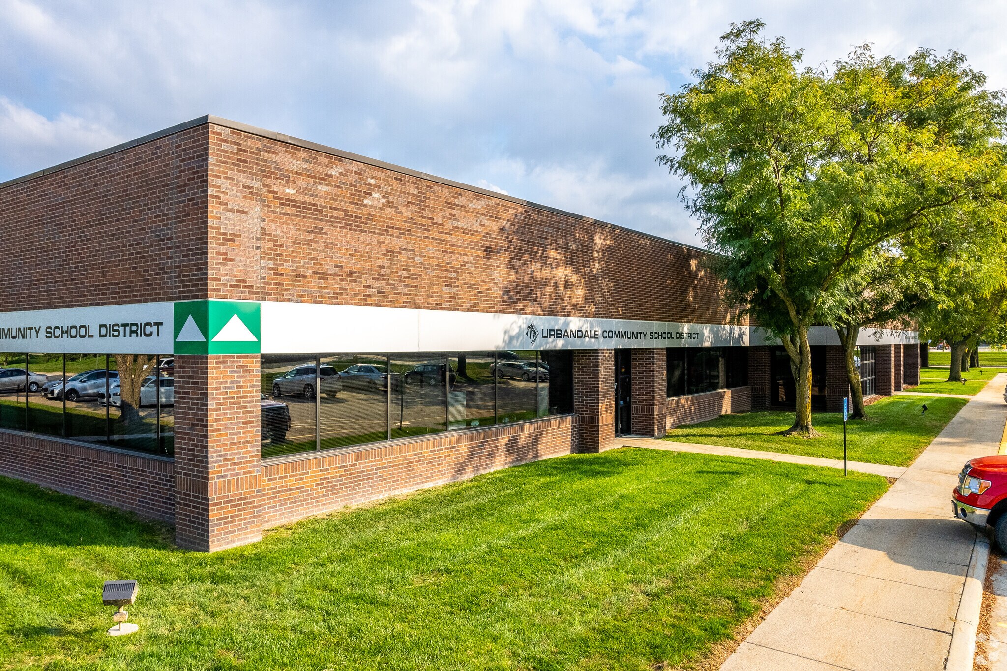 11100-11190 Aurora Ave, Urbandale, IA for Rent