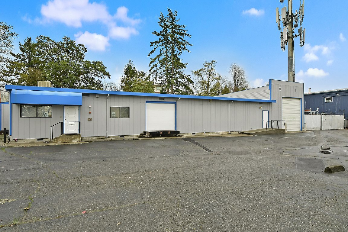 9826 14th Ave SW, Seattle, WA for Rent