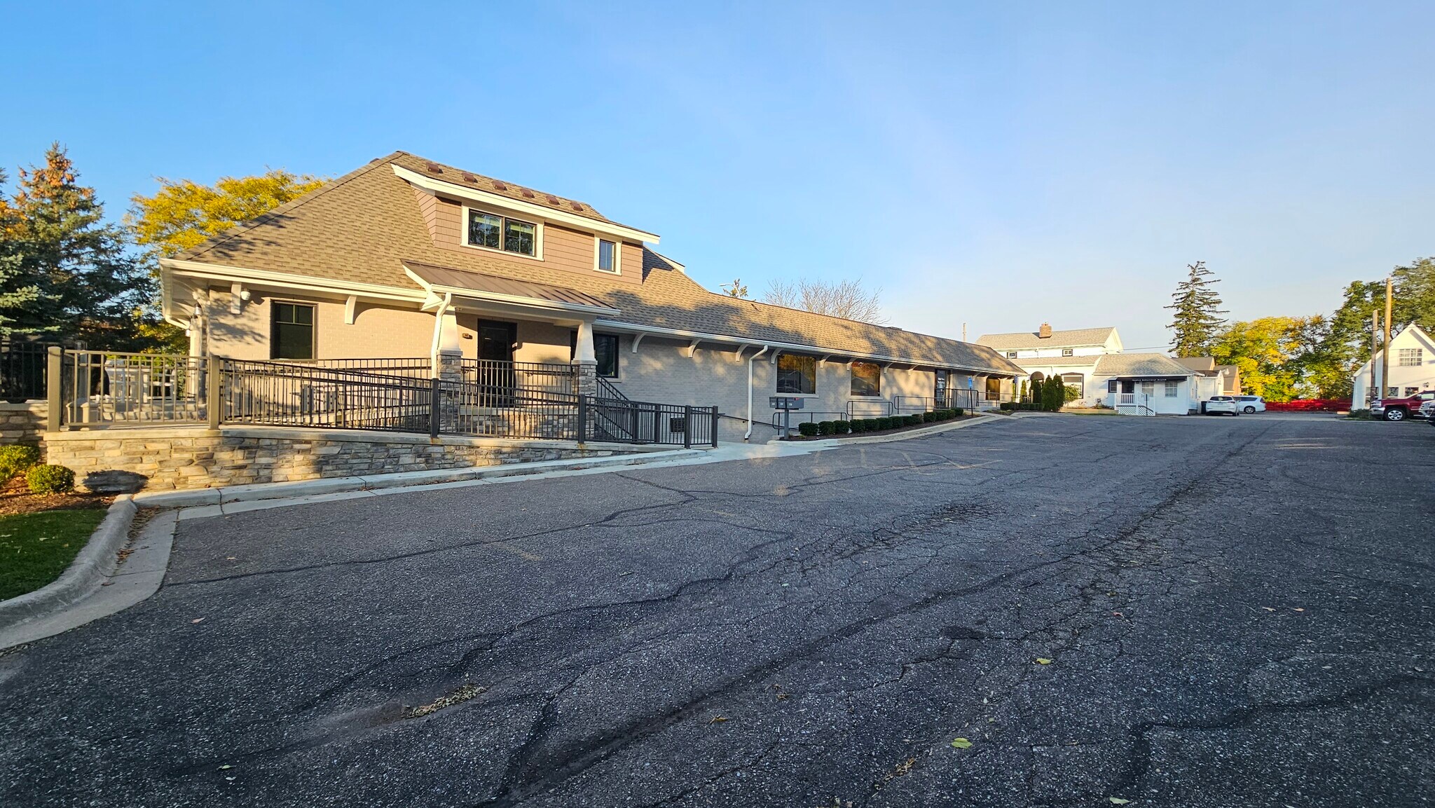 403 E Grand River Ave, Brighton, MI for Sale