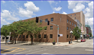 Bloomington, IL undefined - 202 N Center St