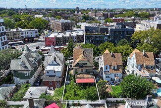 Brooklyn, NY Commercial Land - 469 E 25th St