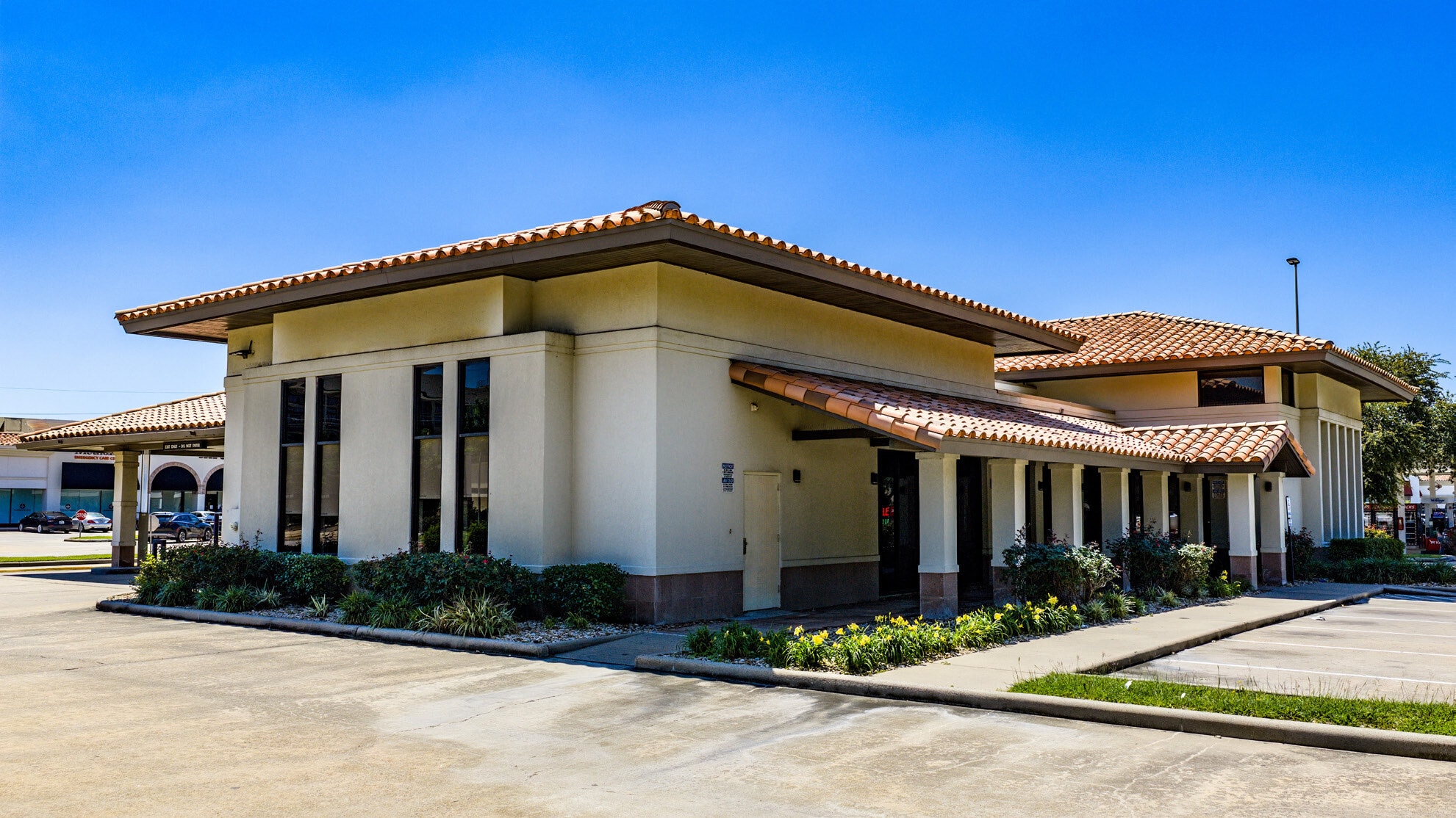 1629 S Voss Rd, Houston, TX for Sale