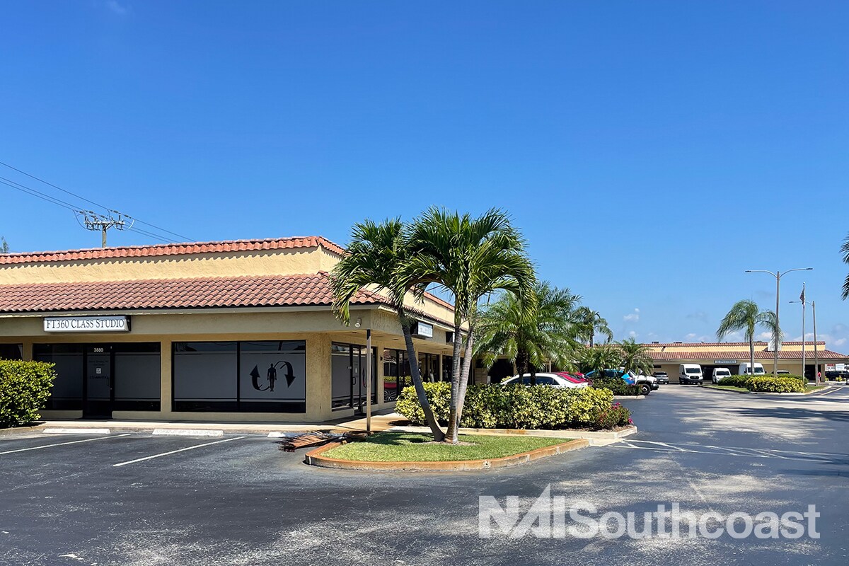3800 SE Dixie Hwy, Stuart, FL for Rent