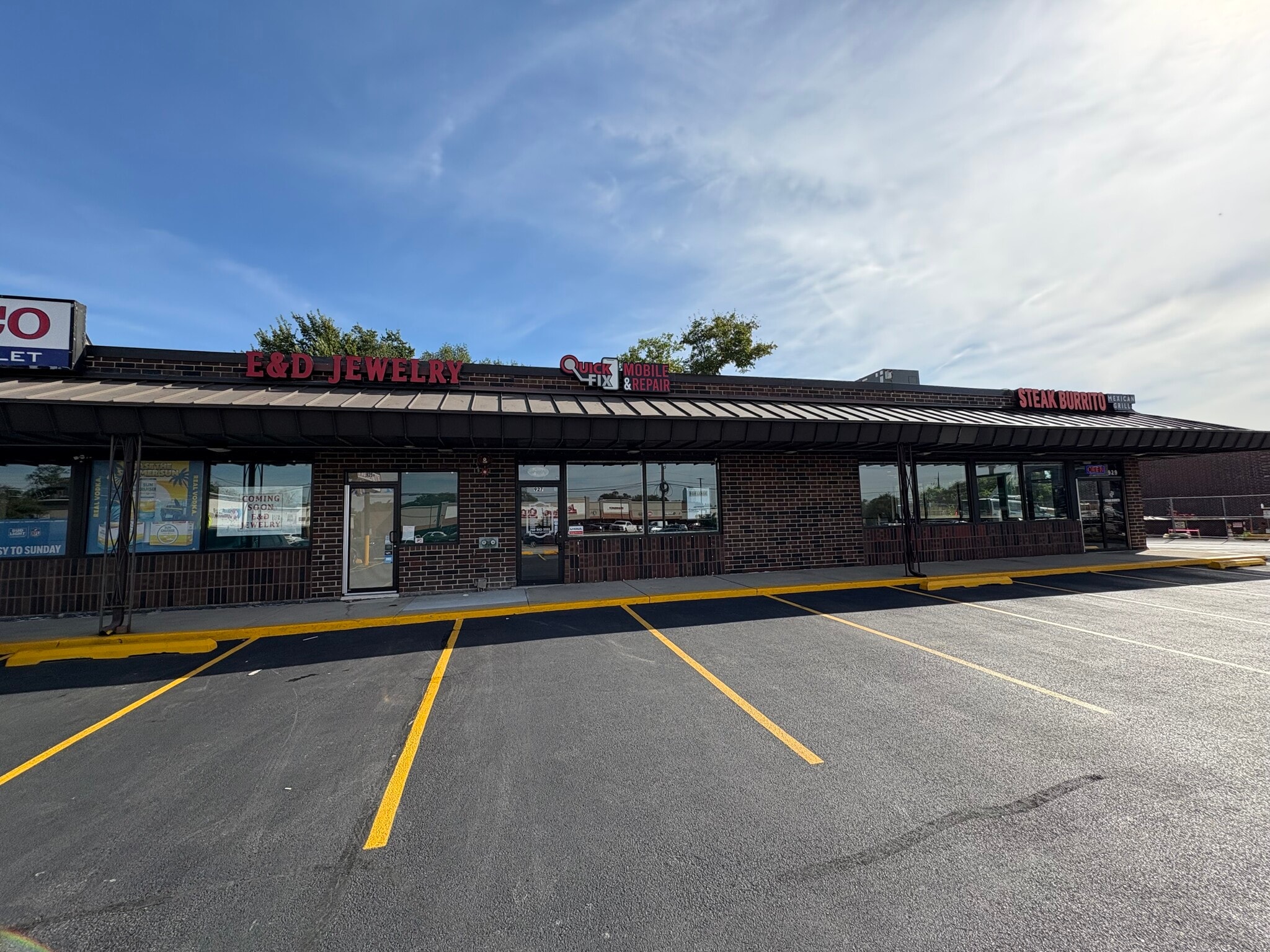 925-929 S York St, Elmhurst, IL for Rent
